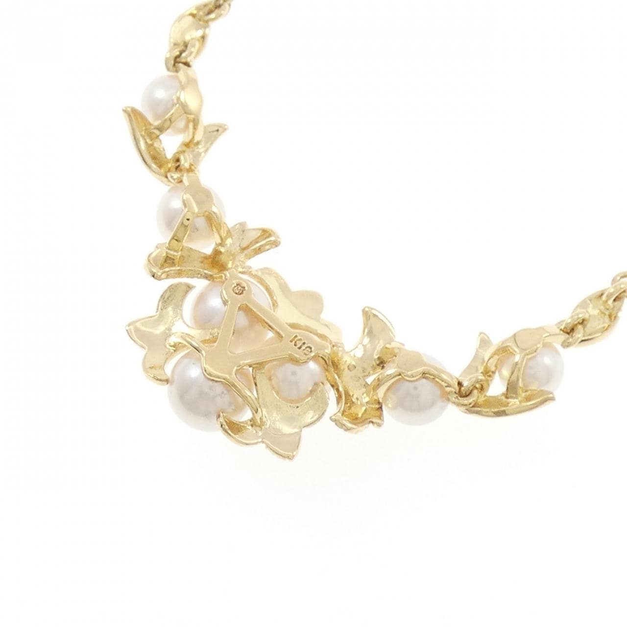 MIKIMOTO Akoya pearl necklace
