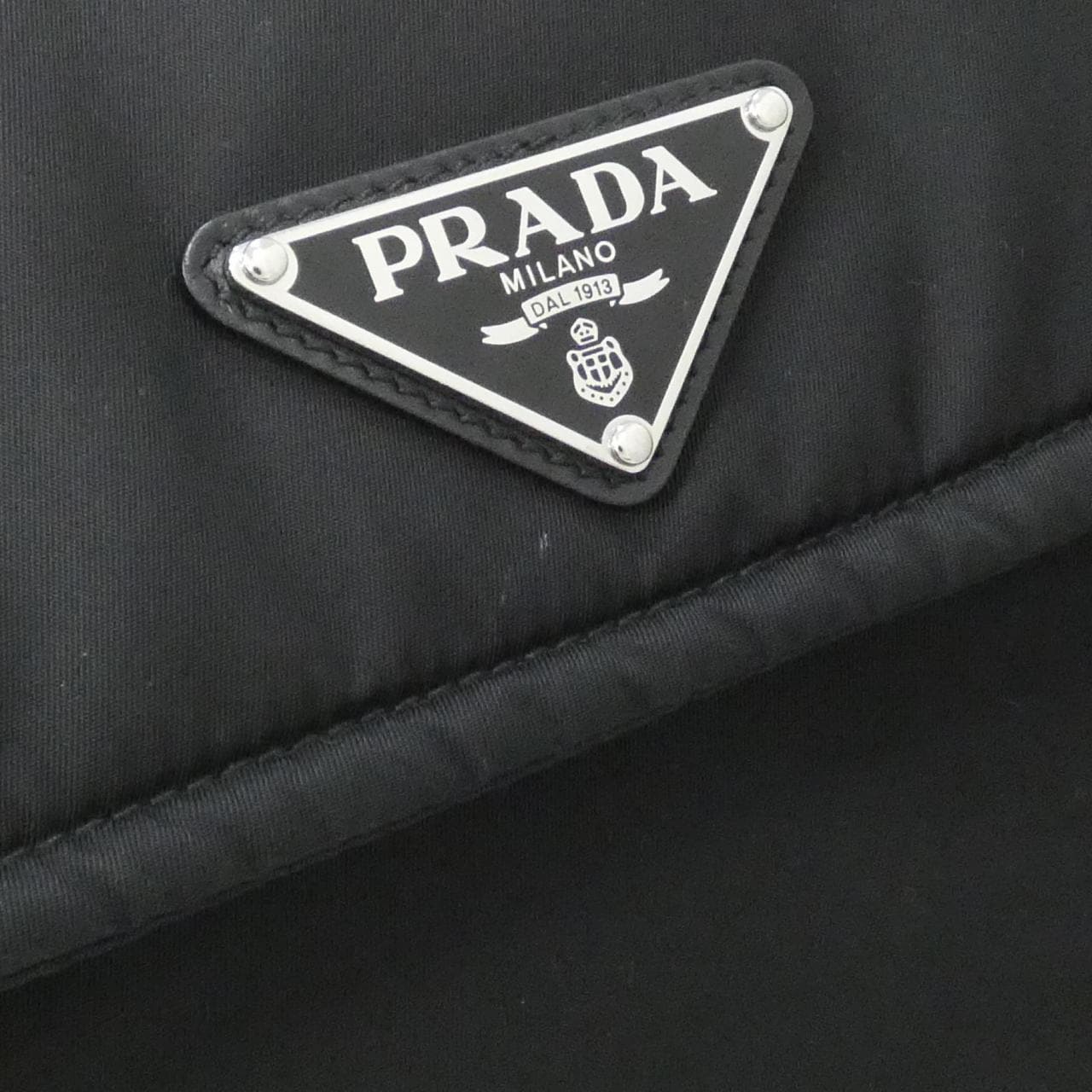 Prada 1BD256肩背包