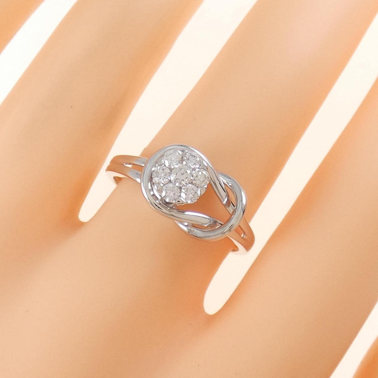 K18WG ダイヤモンド リング 0.27CT