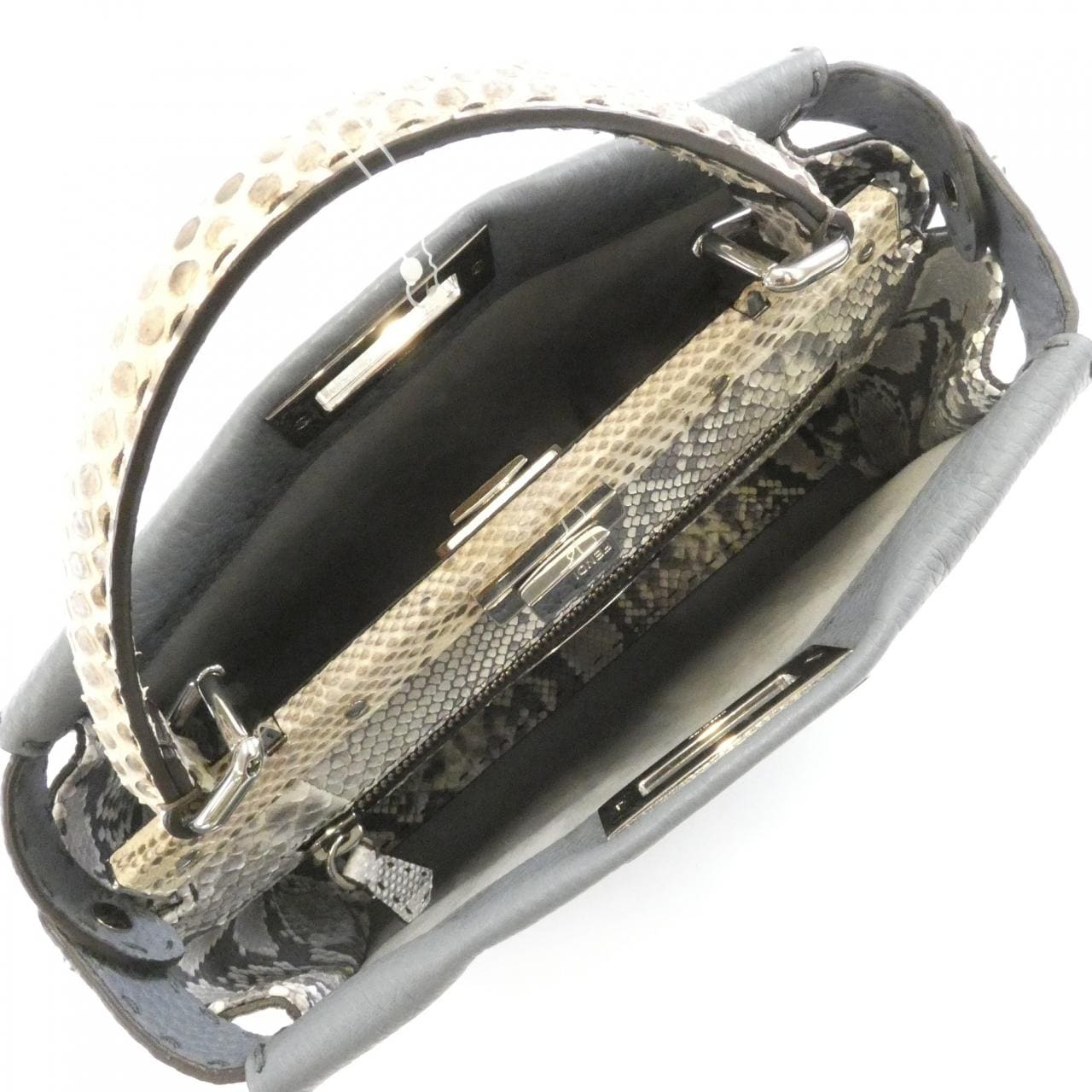 フェンディ SELLERIA ピーカブー 8BN290 N8K バッグ