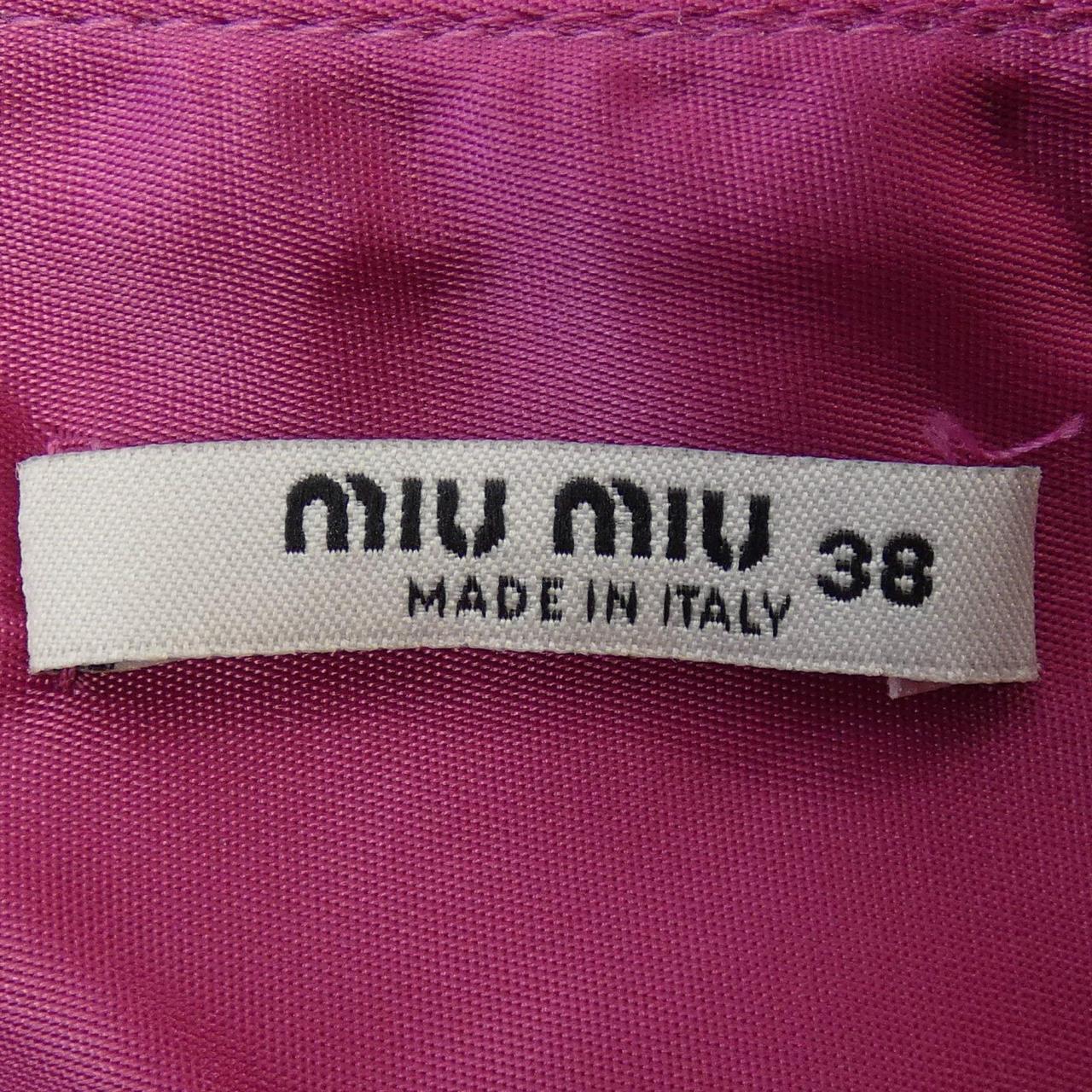 ミュウミュウ MIU MIU ショートパンツ