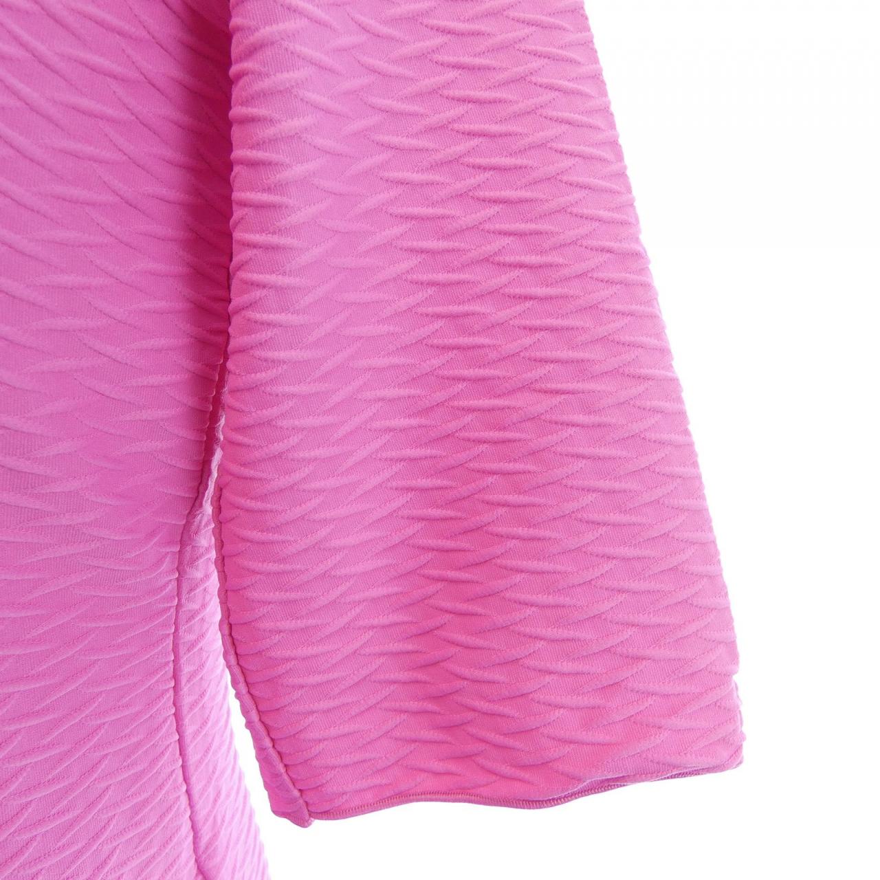 エンポリオアルマーニ EMPORIO ARMANI トップス