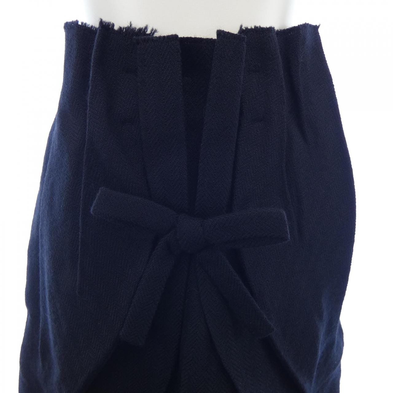 プラダ PRADA P138Z SOOO 18DE スカート