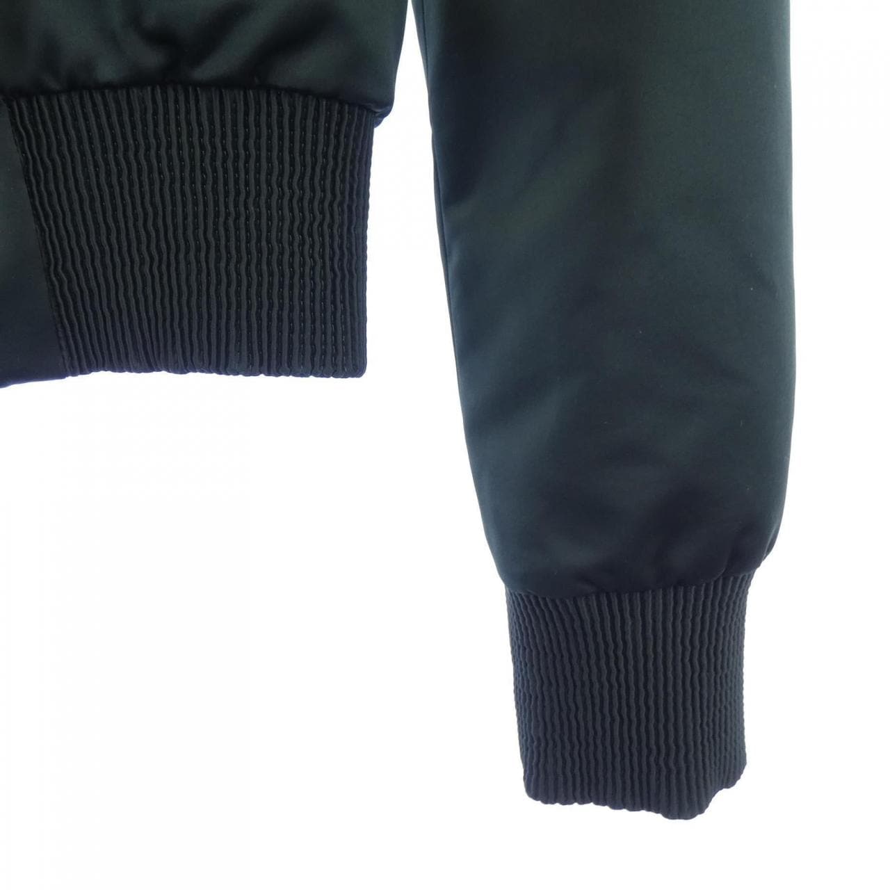 モンクレール MONCLER CORONIDE ダウンジャケット