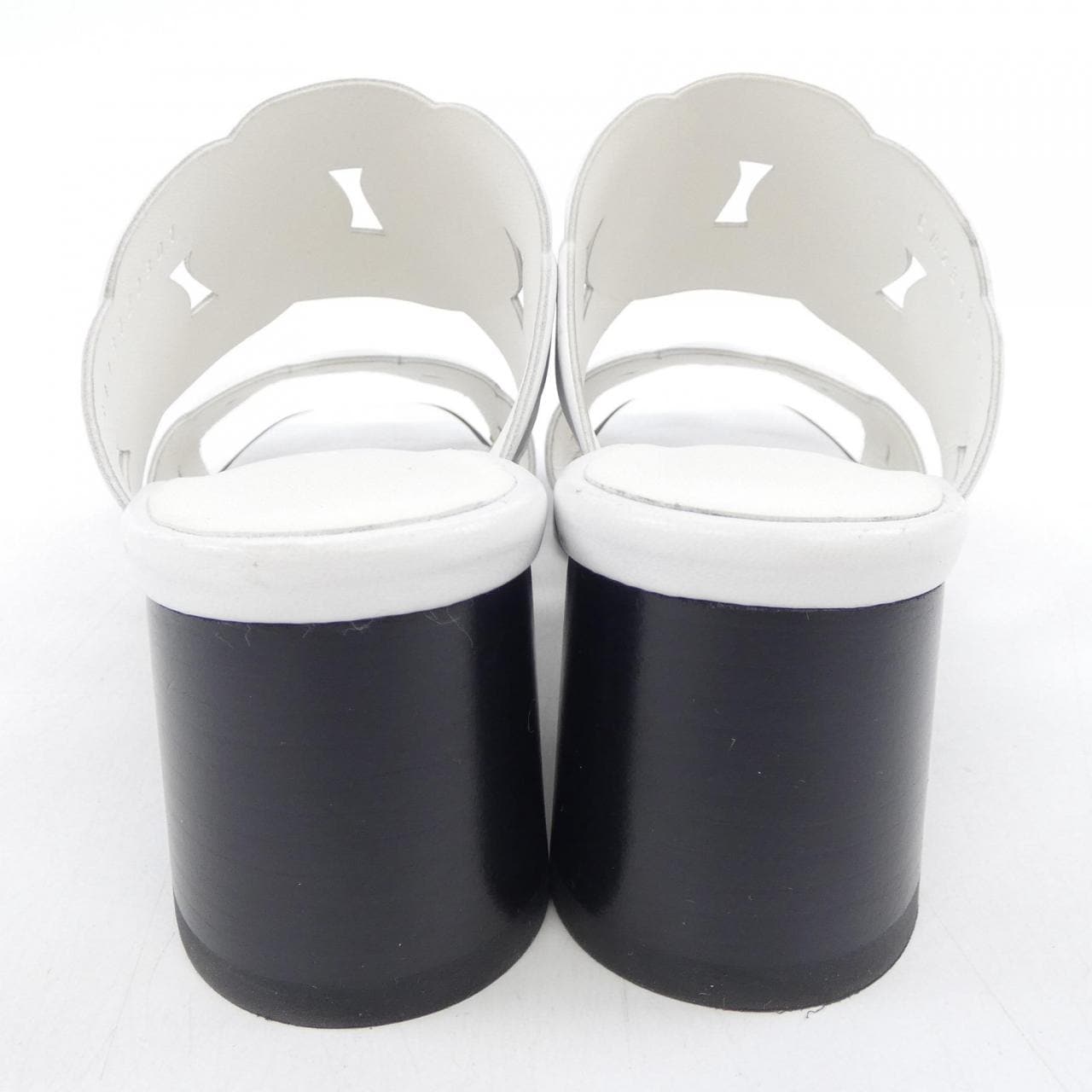 エルメス HERMES ギャビー シェーヌグルメット シェーヌトルサード 231131Z サンダル