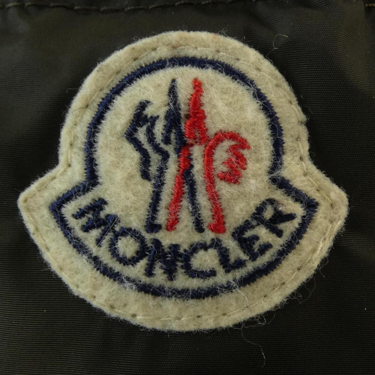 モンクレール MONCLER OIRON ダウンジャケット