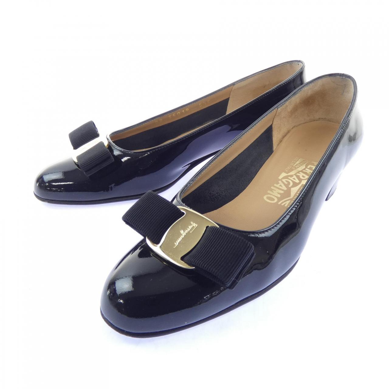 サルヴァトーレフェラガモ SALVATORE FERRAGAMO DB35019 パンプス