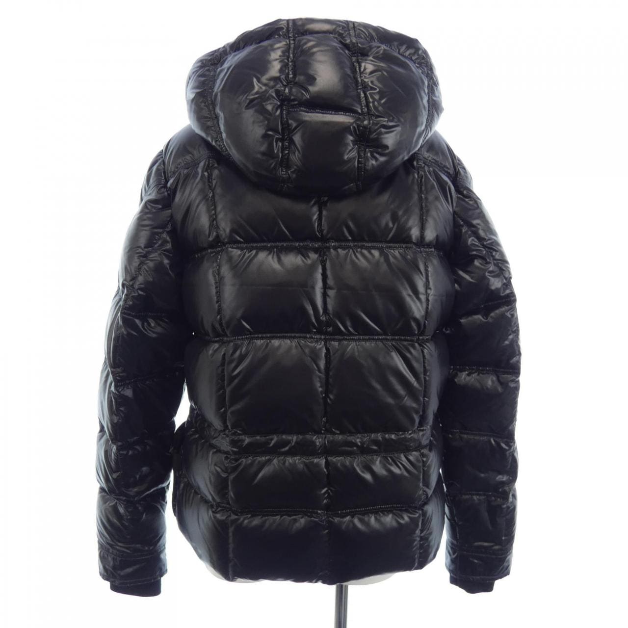 モンクレール MONCLER ダウンジャケット