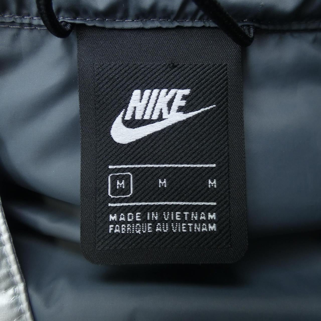 ナイキ NIKE ダウンジャケット