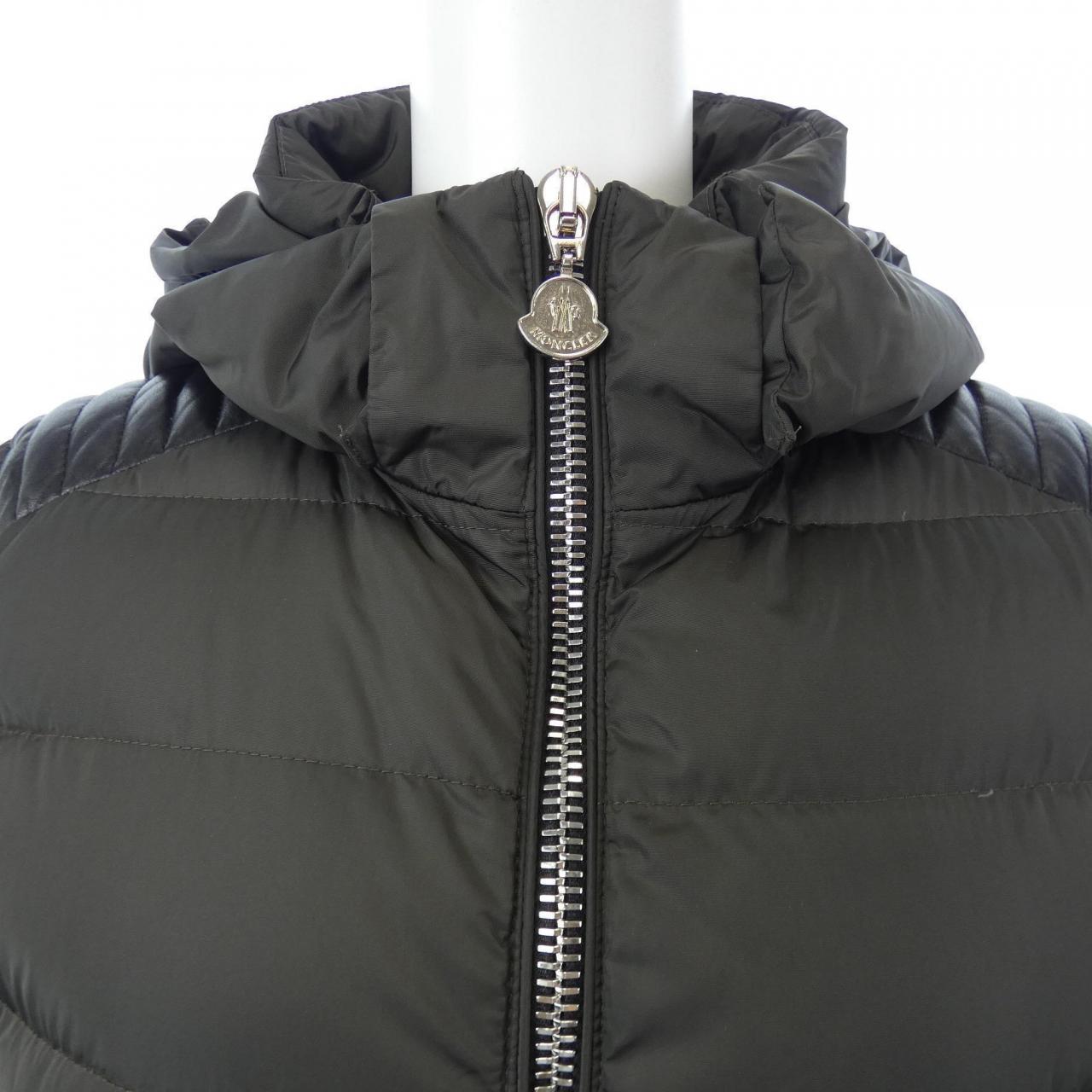 モンクレール MONCLER ダウンコート