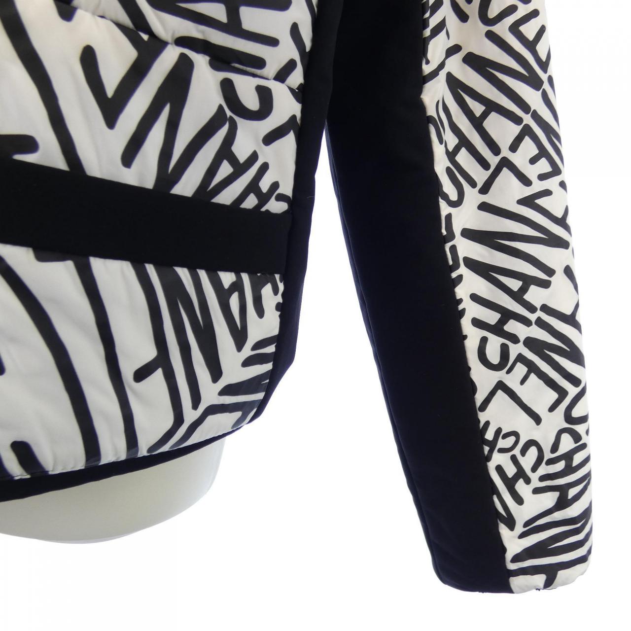 シャネル CHANEL P70625V62737 ダウンジャケット