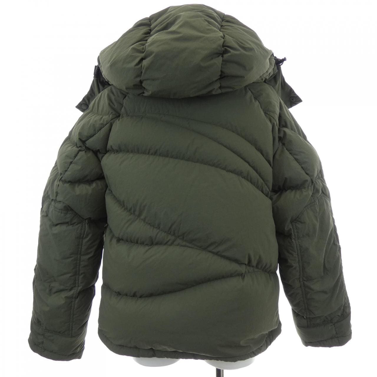 モンクレール ジーニアス MONCLER GENIUS PHARRELL WILLIAMS CHESTNUT ダウンジャケット