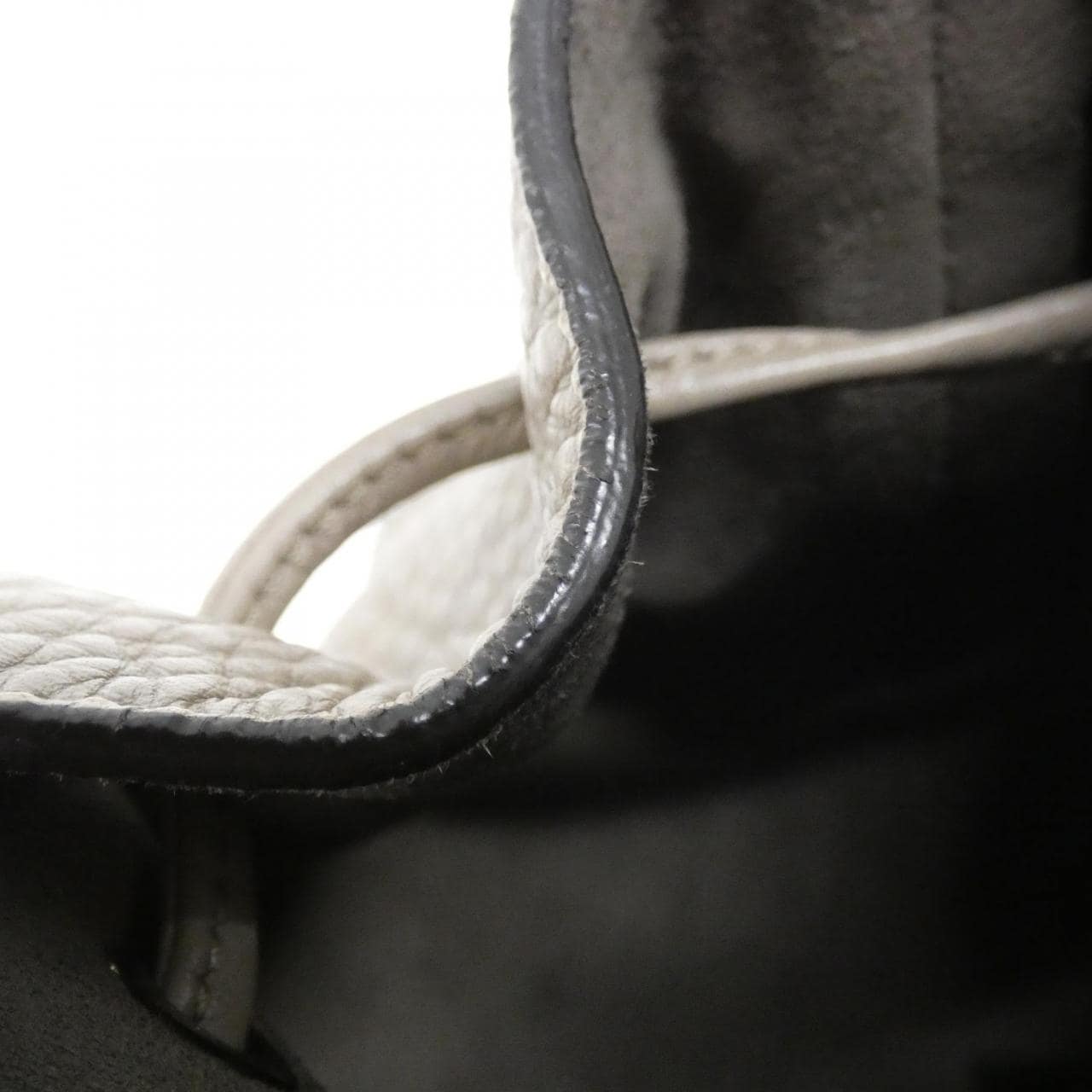 フェンディ モン トレゾール 8BT301 NDU ショルダーバッグ