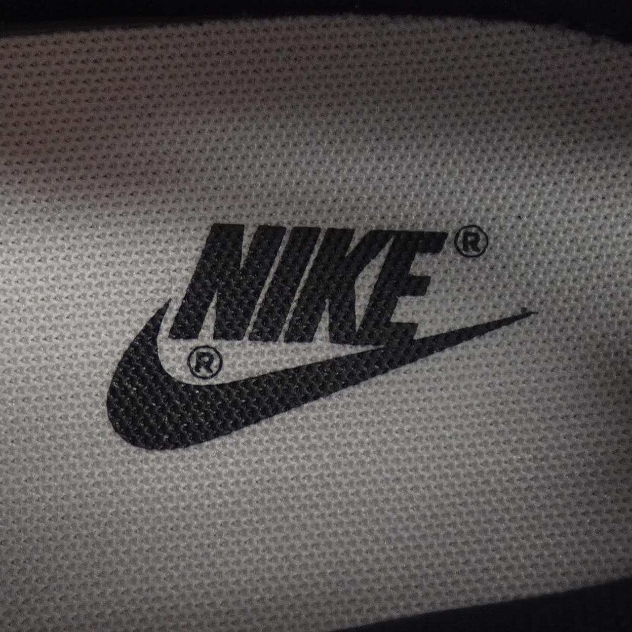 ナイキ NIKE dv3337-100 スニーカー
