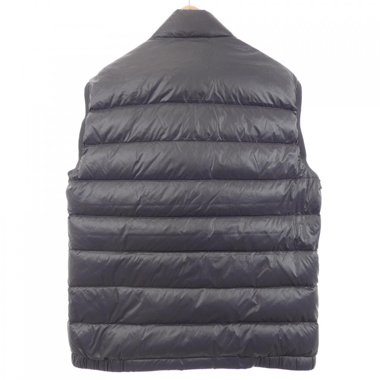 プラダ PRADA トライアングルロゴ SGA482 R151 AR0 ダウンベスト