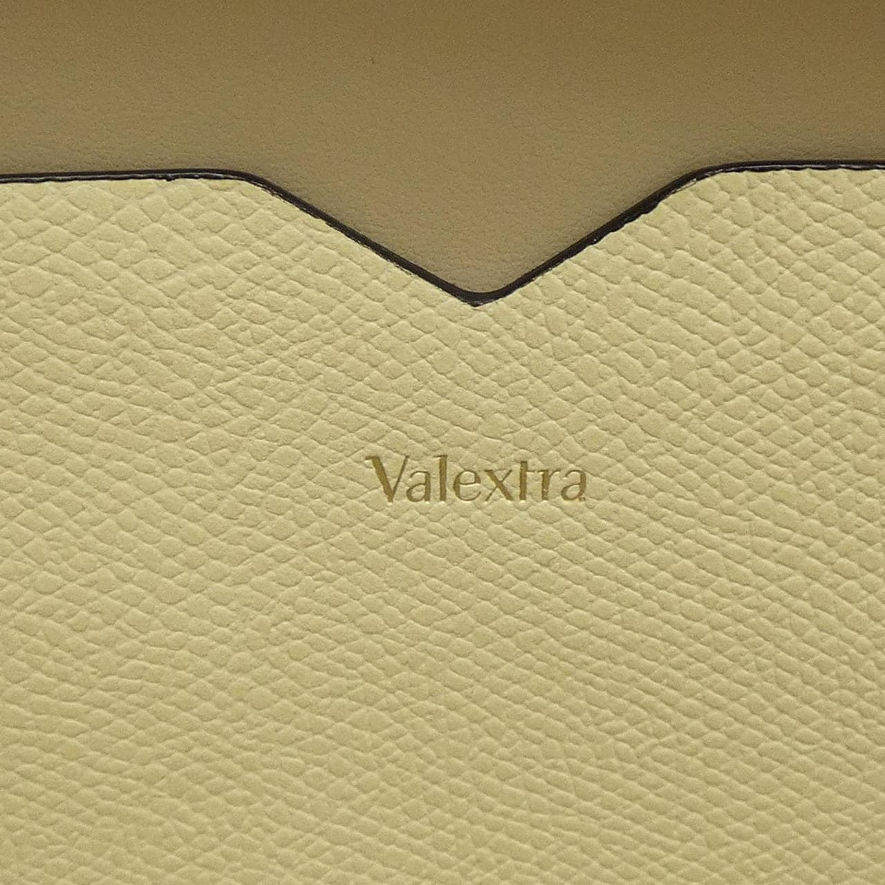 ヴァレクストラ VALEXTRA セリエエッセ BAG