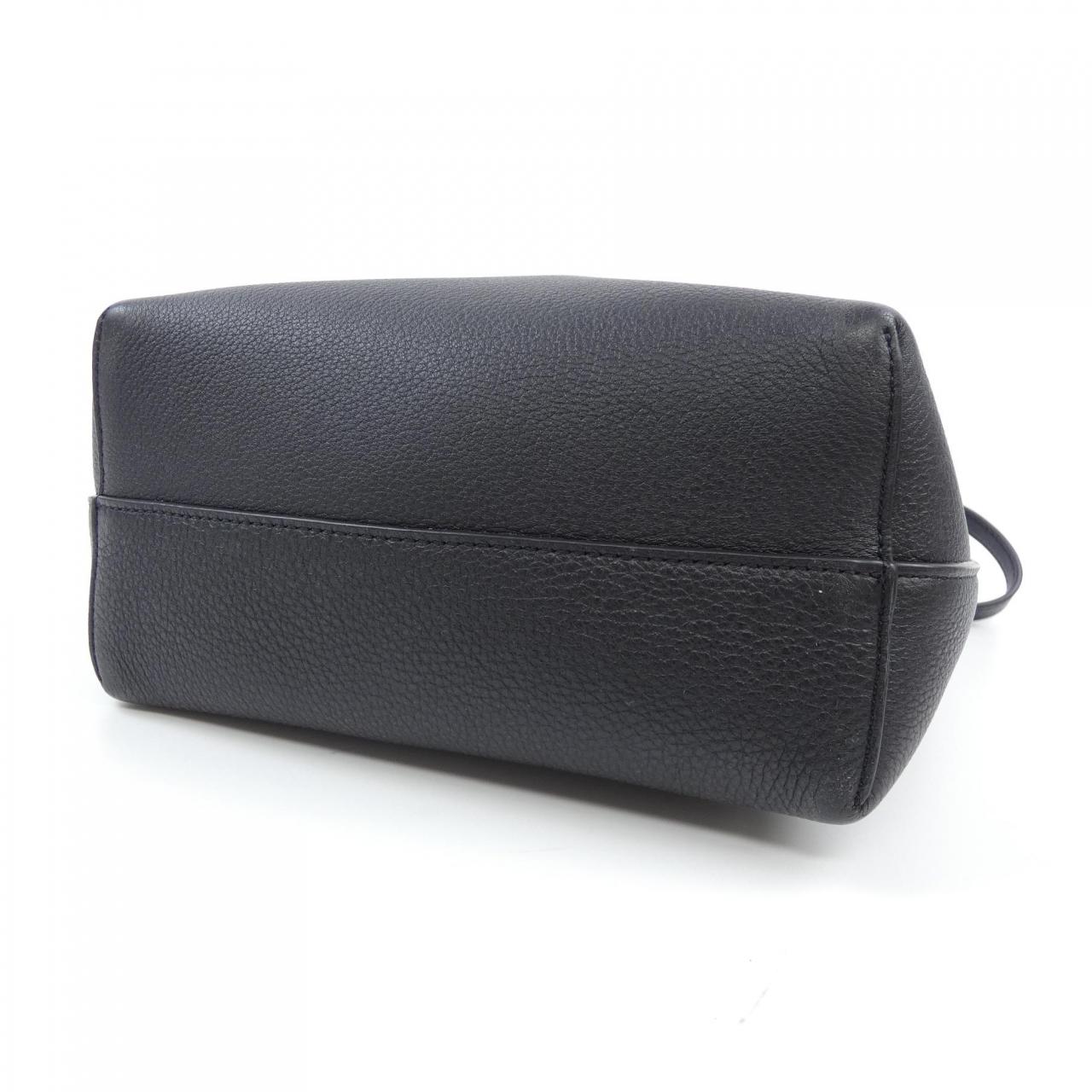ザロウ THE ROW BAG