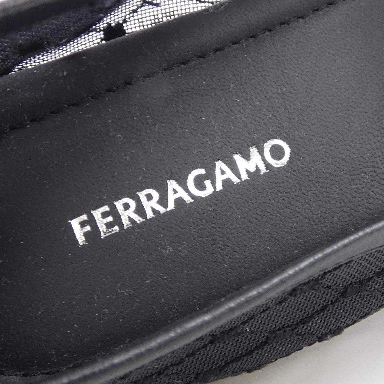 フェラガモ FERRAGAMO フラットシューズ