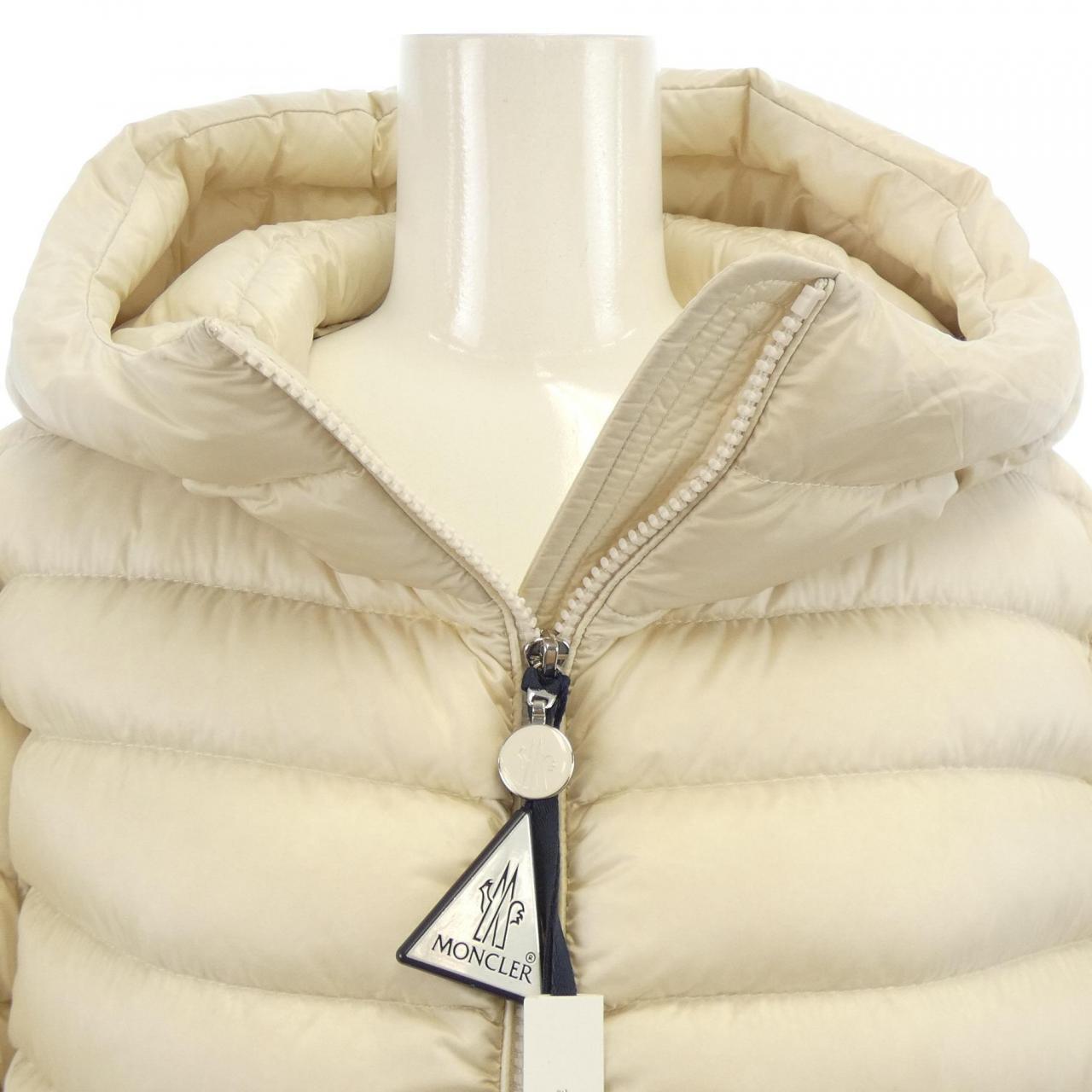 モンクレール MONCLER ダウンジャケット