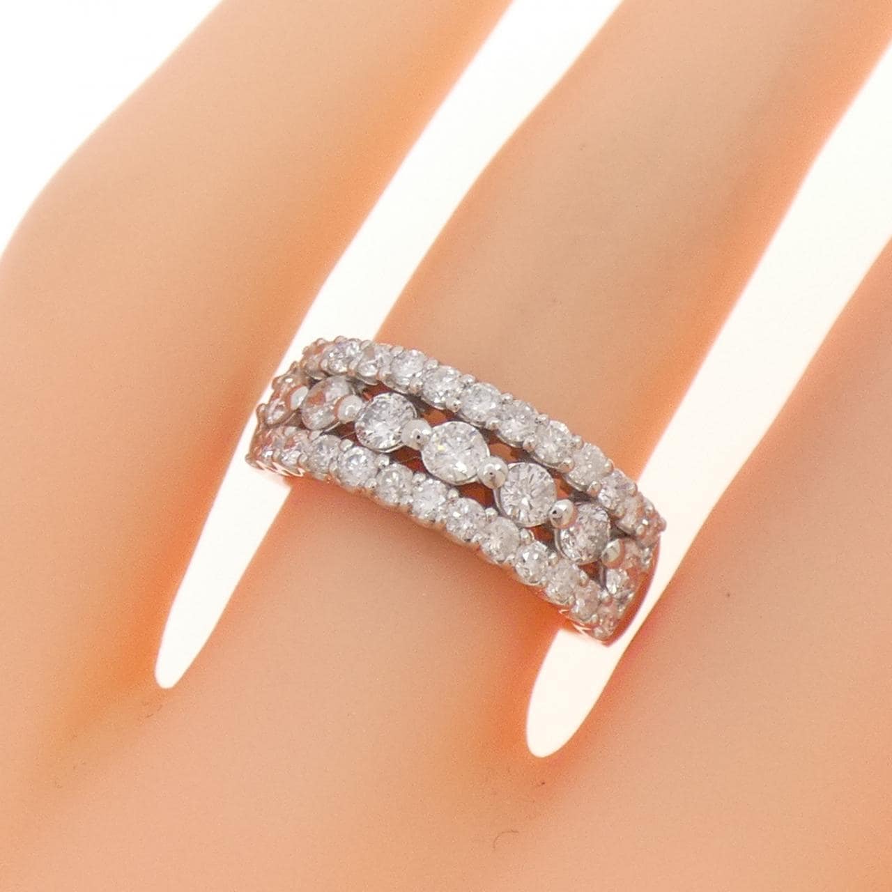 PT900 ダイヤモンド リング 1.00CT