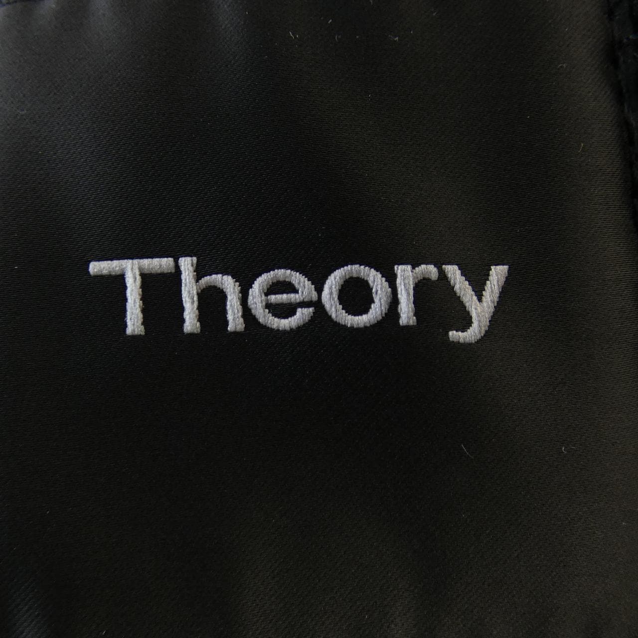セオリー theory 01-7460810-890-902 ムートンコート