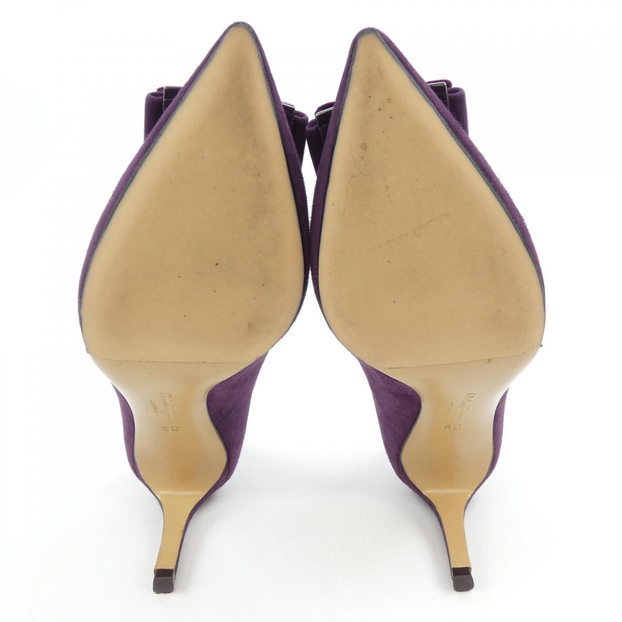 サルヴァトーレフェラガモ SALVATORE FERRAGAMO パンプス