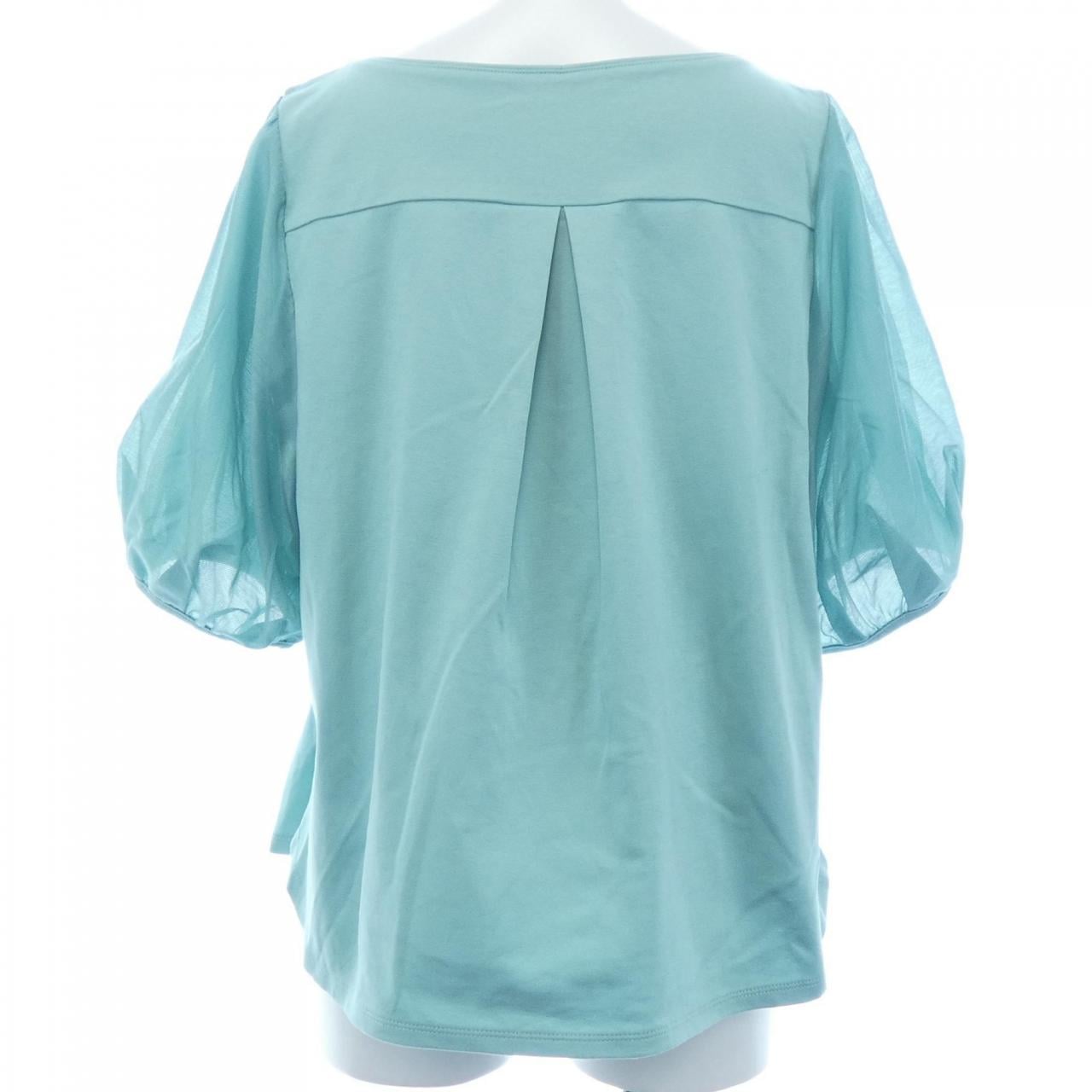 トゥービーシック TO BE CHIC トップス