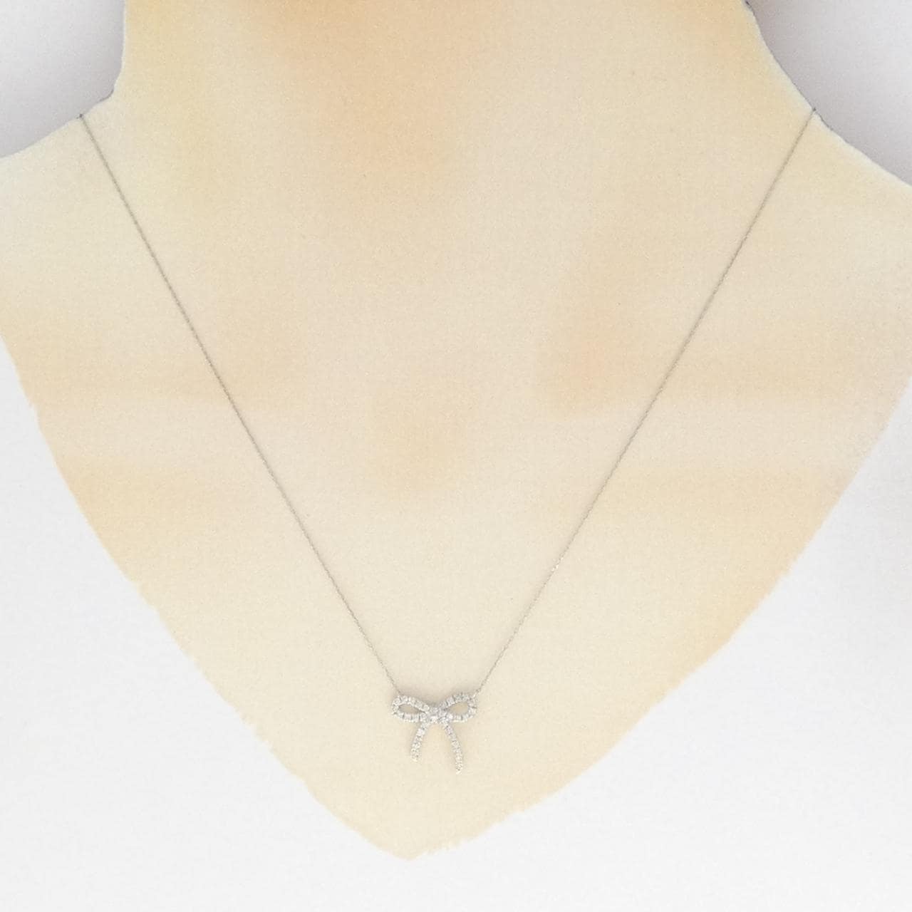 PT950/PT850 Ribbon Diamond Necklace 0.20CT