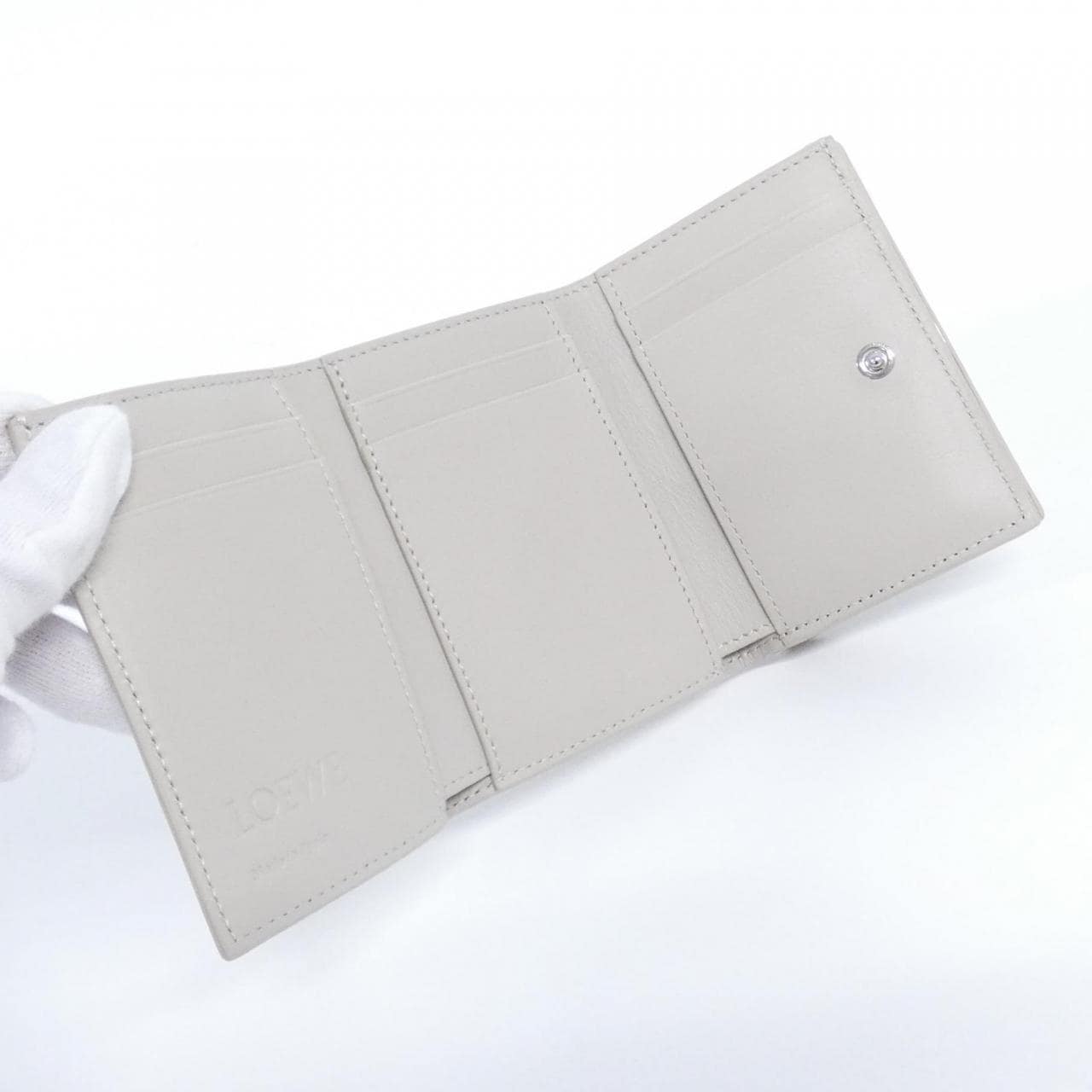 【新品】ロエベ アナグラム トライフォールド C821TR2X16 財布