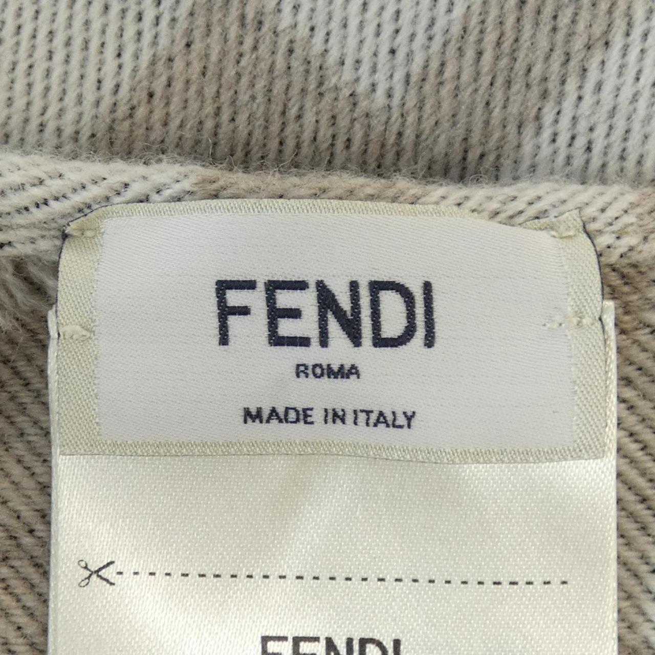 フェンディ FENDI ケープ