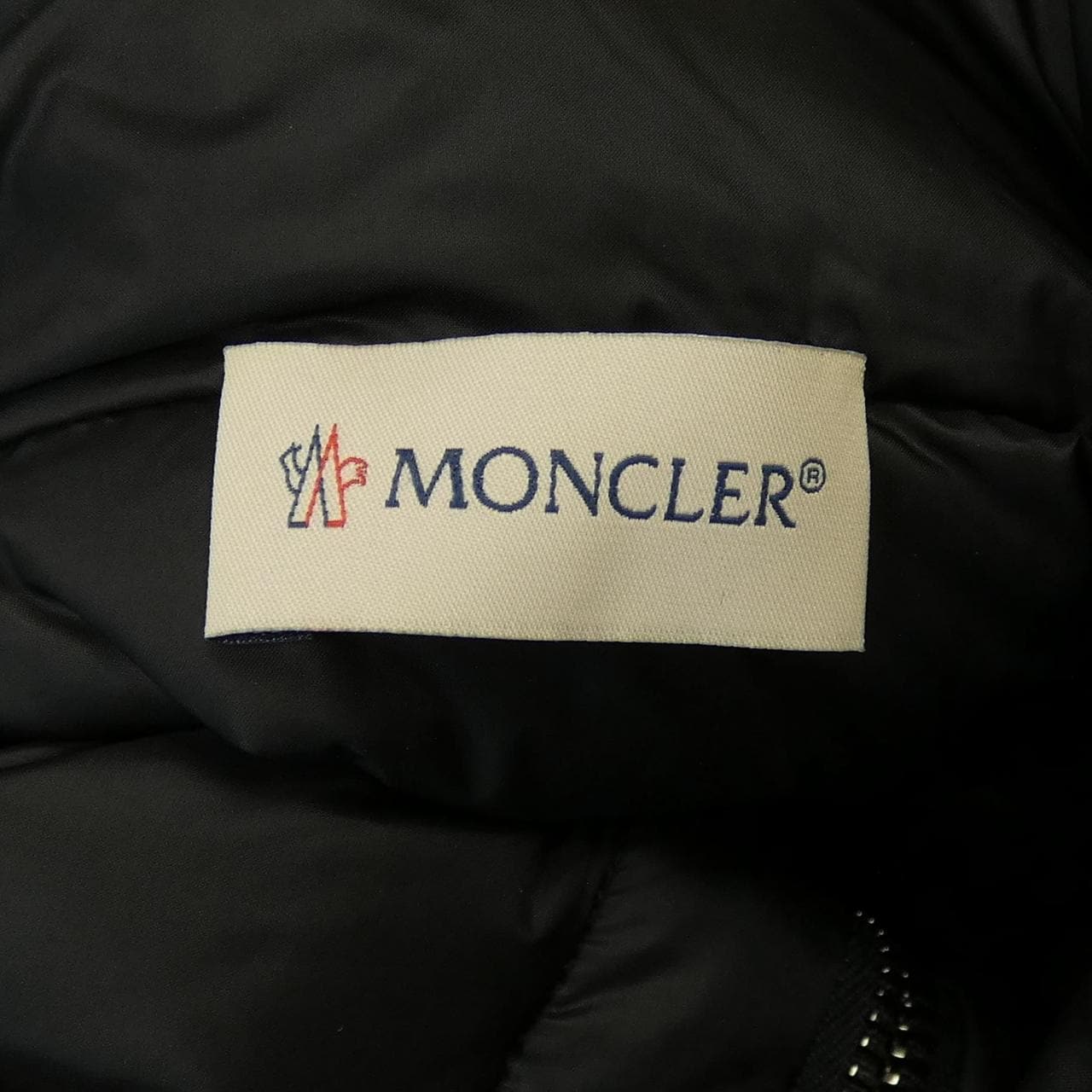 MONCLER蒙克勒羽绒服