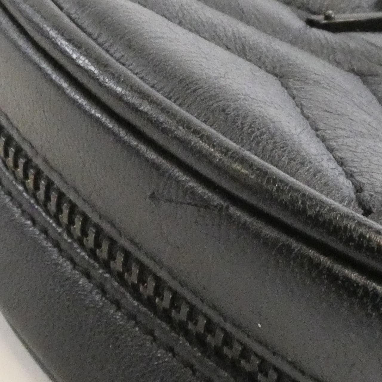 サンローラン 610436 DV708 ショルダーバッグ