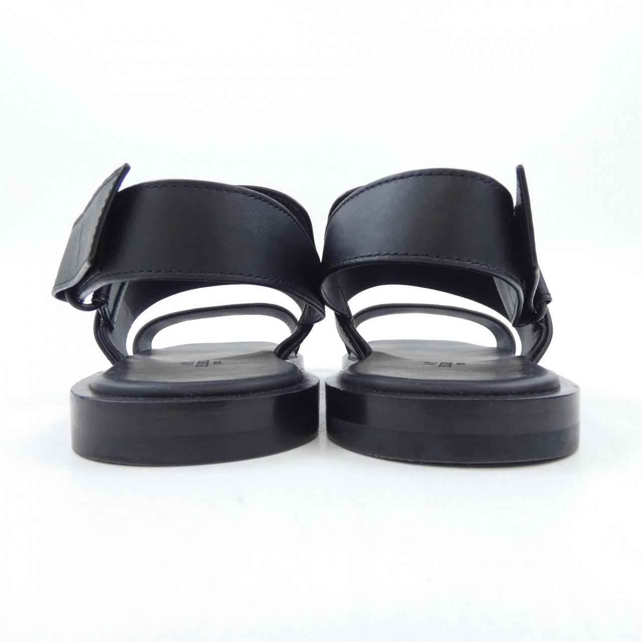 エルメス HERMES ジャコモ パリバックル 231741Z サンダル