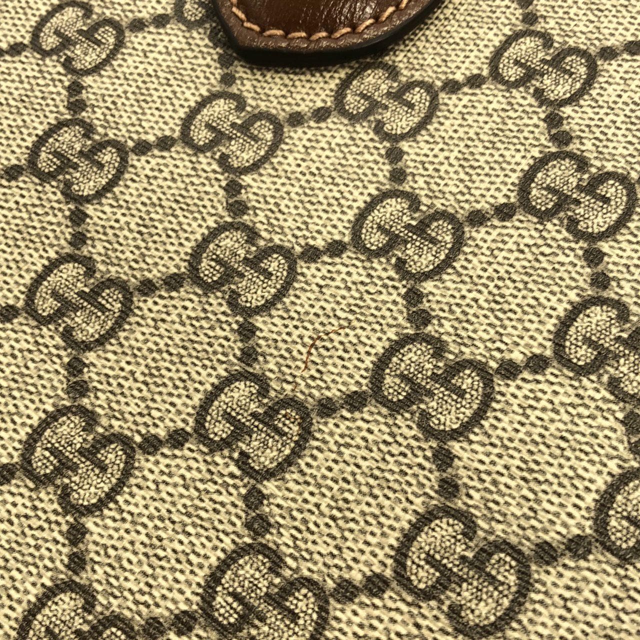 グッチ 674155 92THG バッグ