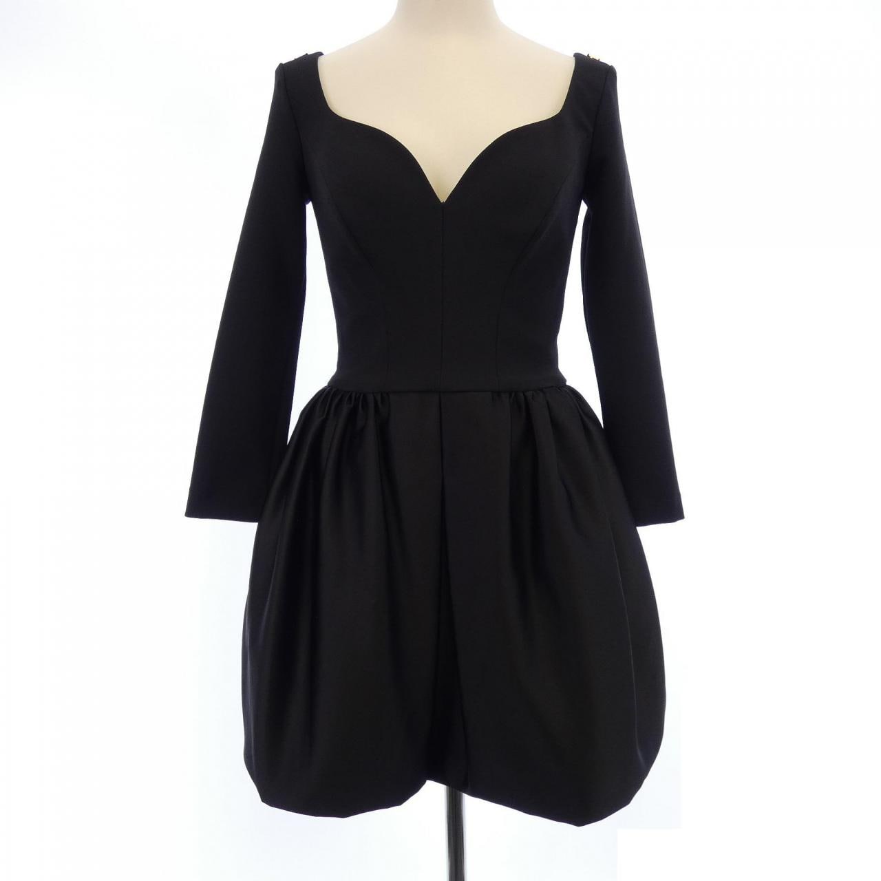 エリザベッタフランキ ELISABETTA FRANCHI ワンピース