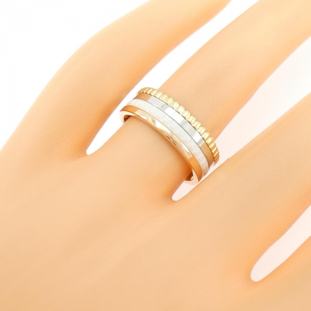 ブシュロン キャトル ホワイト スモール リング