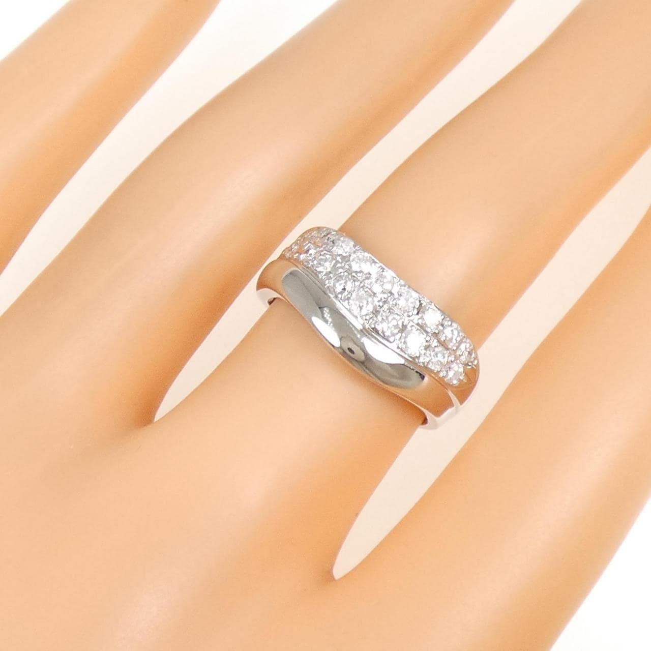 PT850钻石戒指，0.38克拉