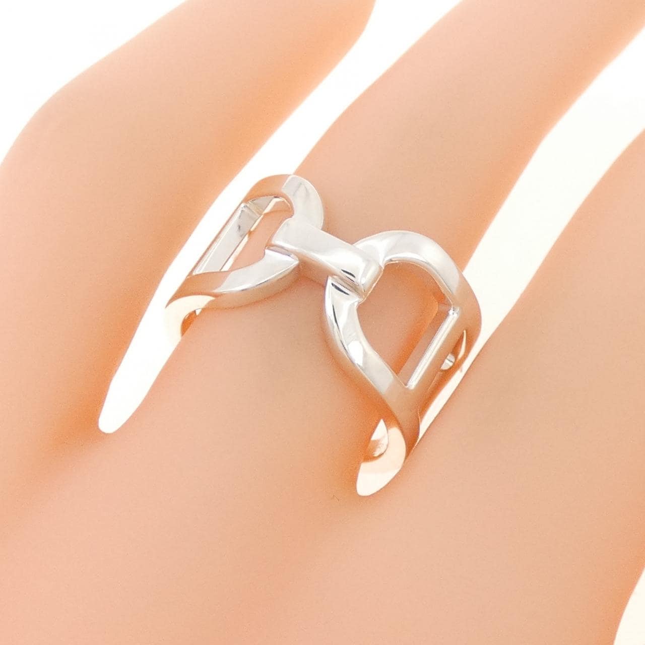エルメス エヴァー シェーヌダンクル リング