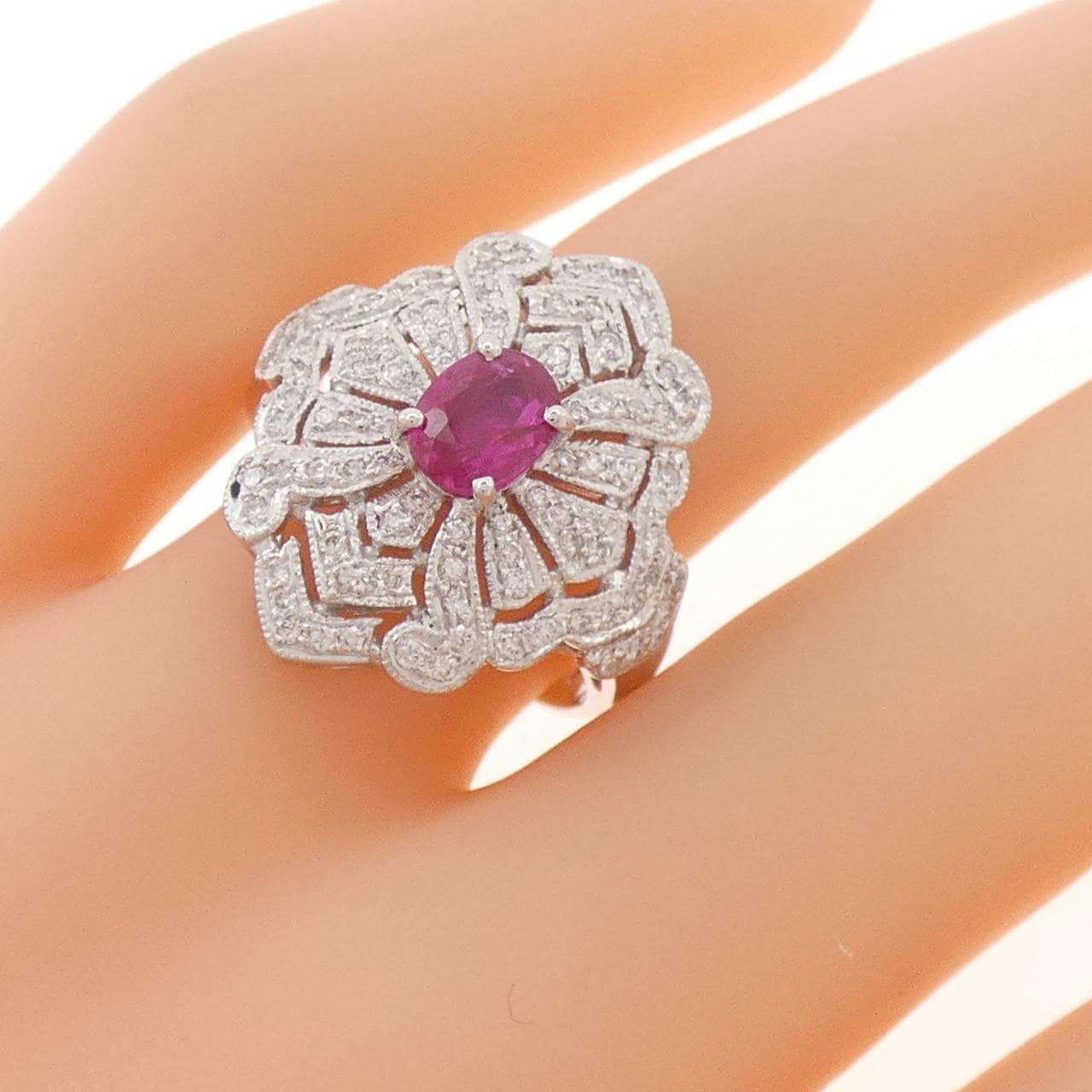 K18WG ルビー リング 0.75CT