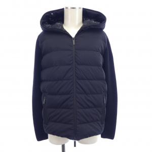 モンクレール MONCLER ダウンジャケット