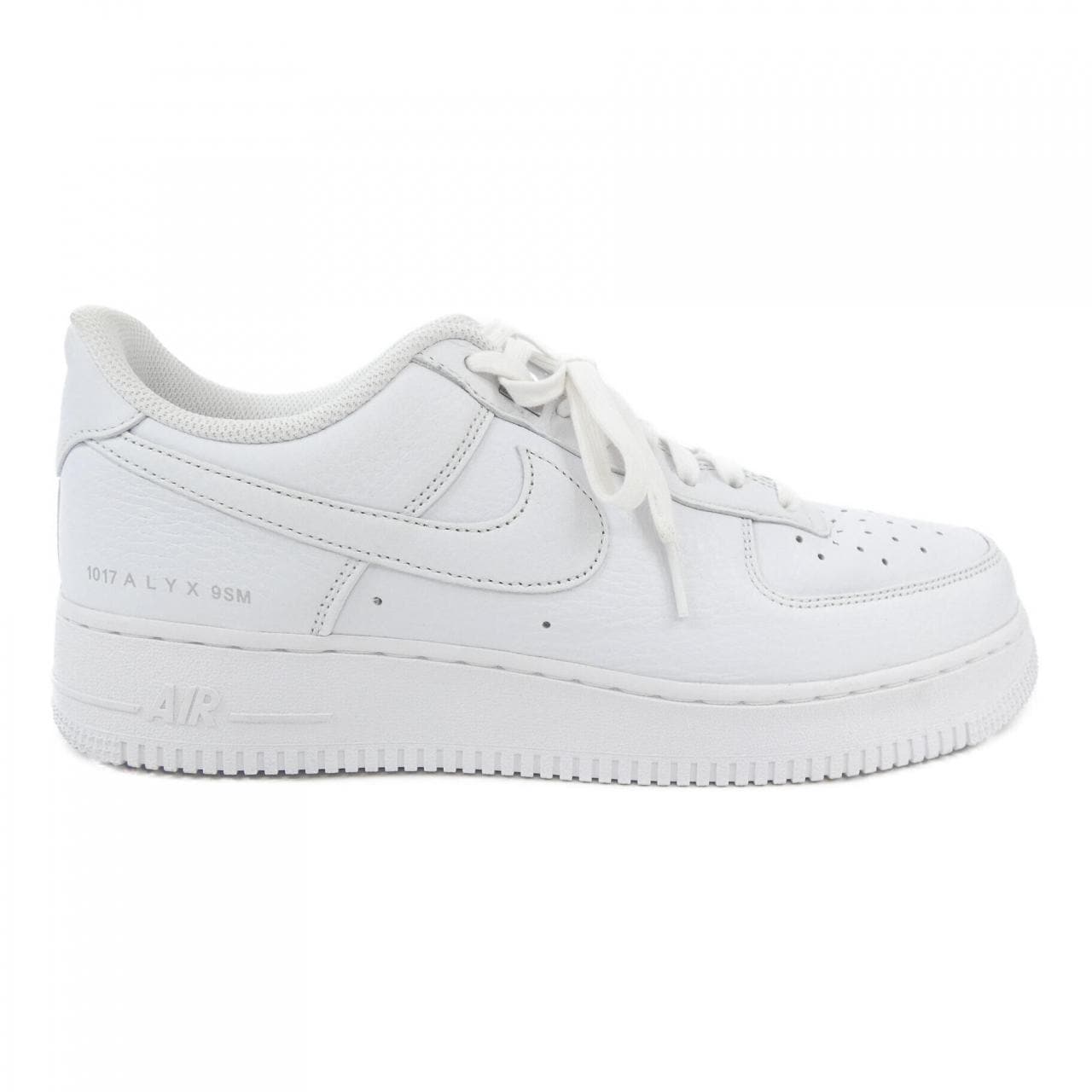 ナイキ NIKE スニーカー