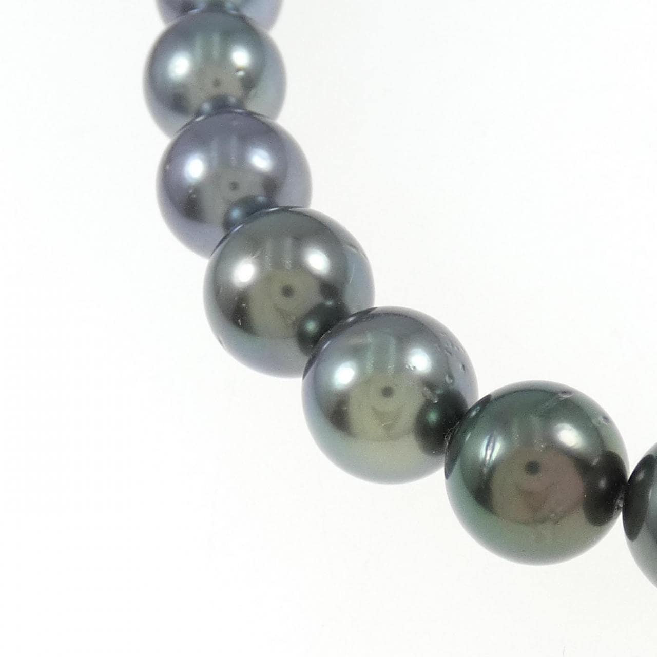 银扣黒蝶珍珠项链 8.2-10.5 毫米