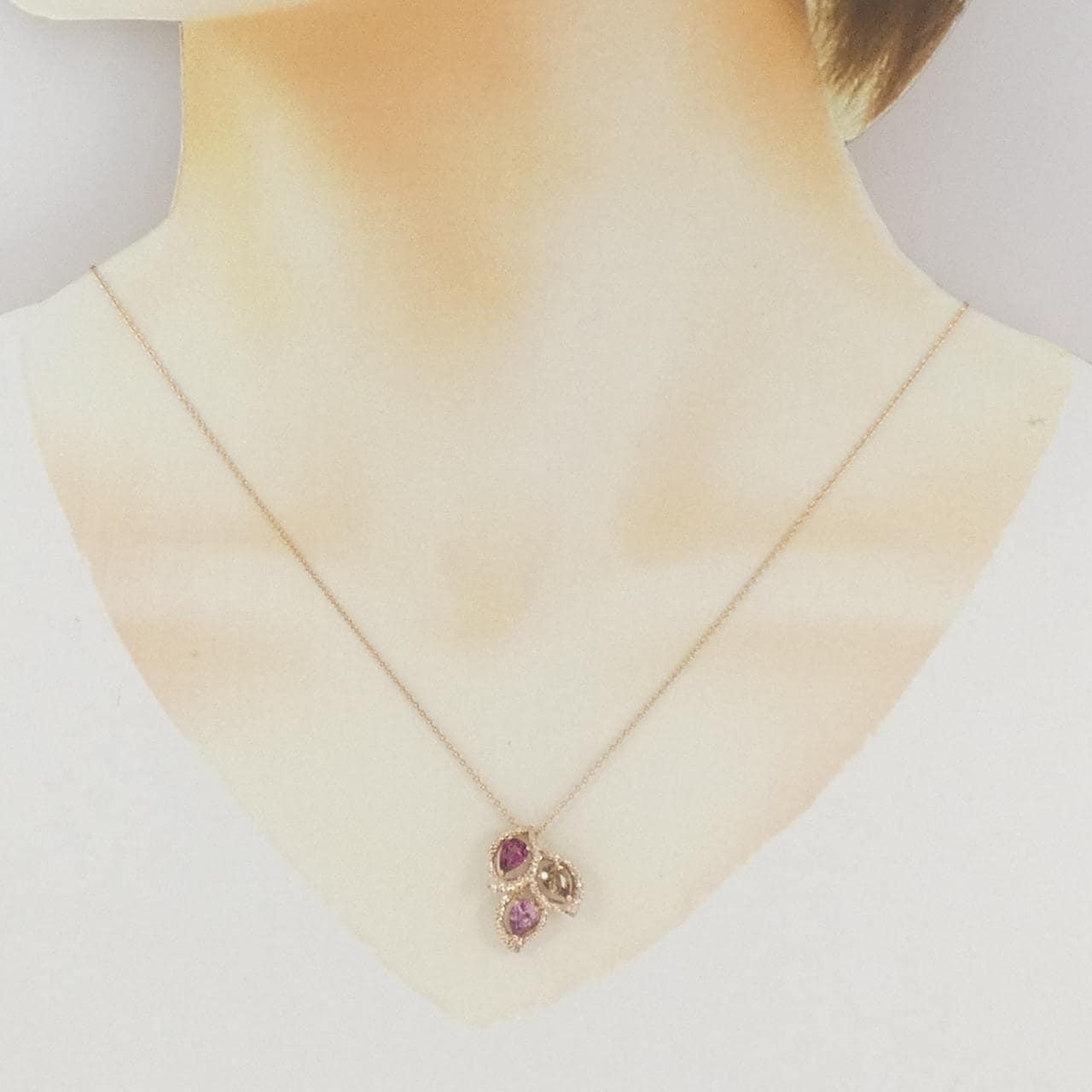 タサキ ガーネット ネックレス