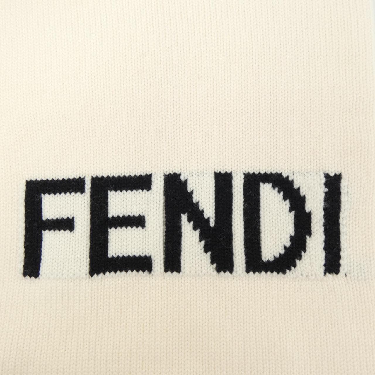 FENDI MUFFLER