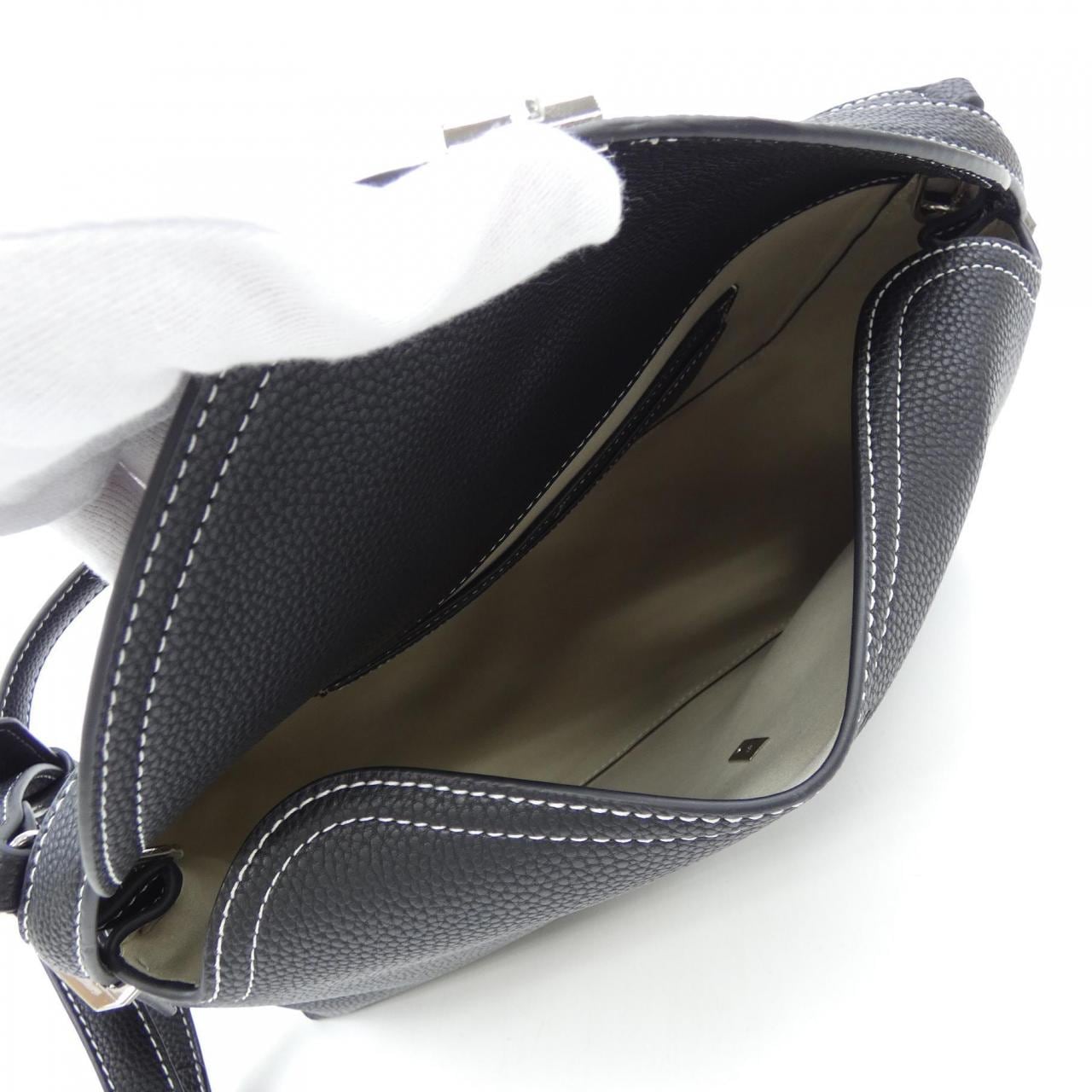 トーテム Toteme T-LOCK BAG