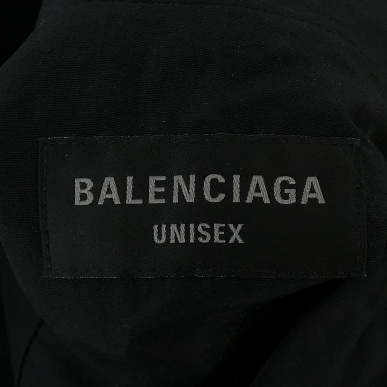 バレンシアガ BALENCIAGA 720158 TK048 UNISEX トップス