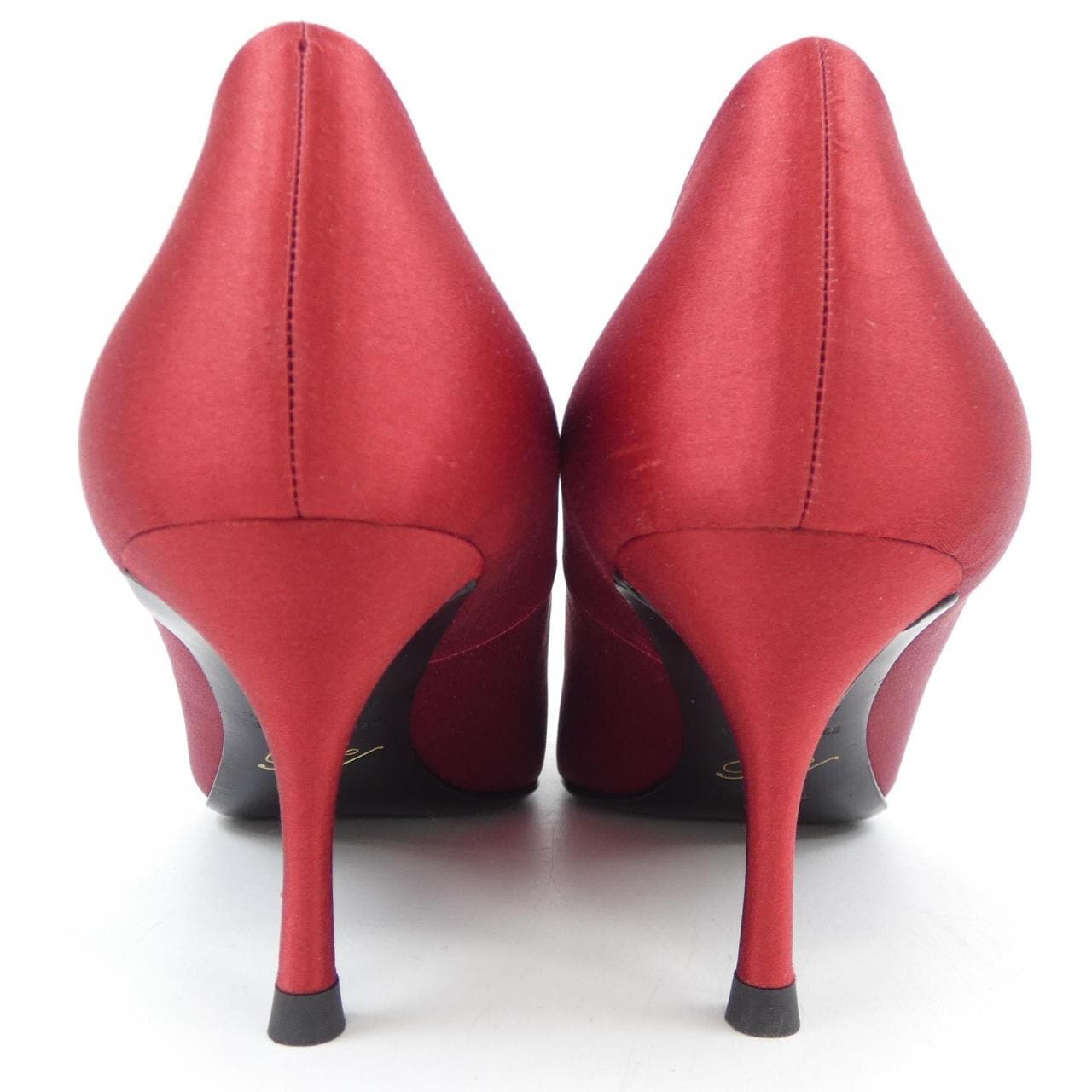 ROGER VIVIER VIVIER 泵