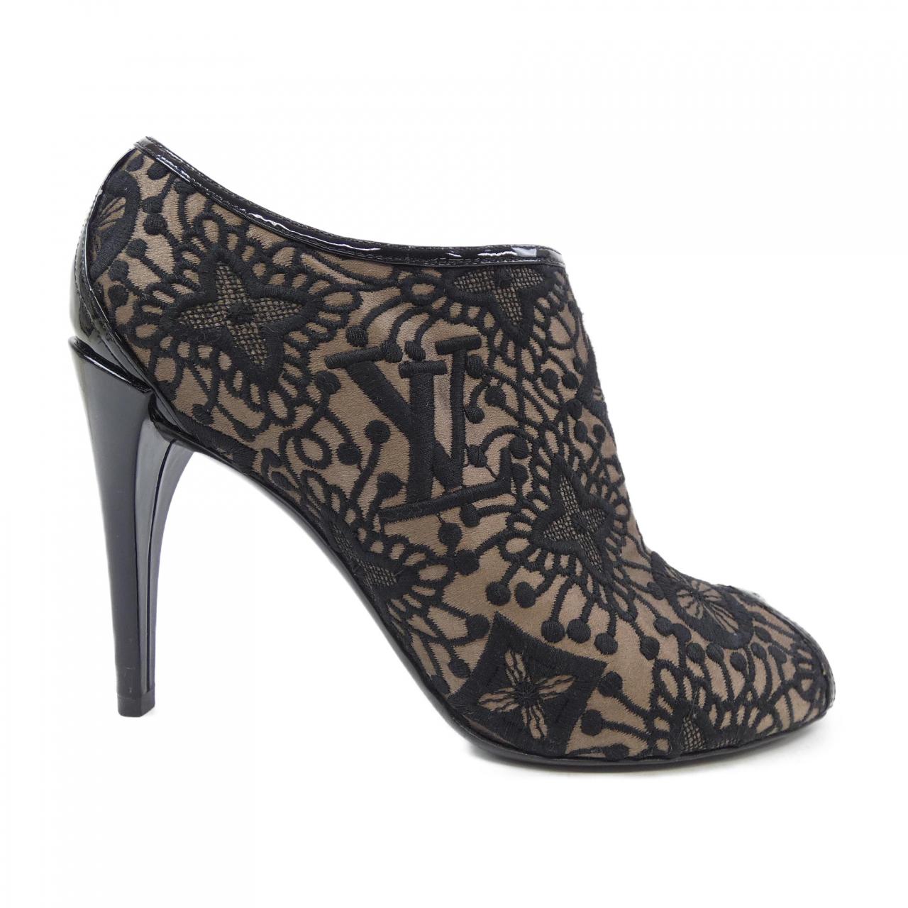 ルイヴィトン LOUIS VUITTON MA1110 ブーツ