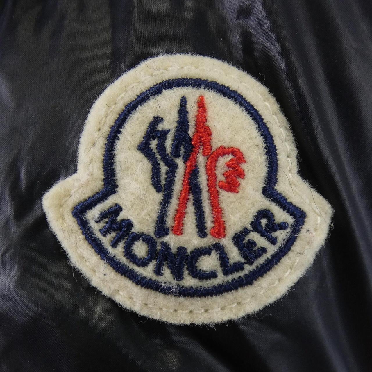 モンクレール MONCLER SERIFUR ダウンジャケット