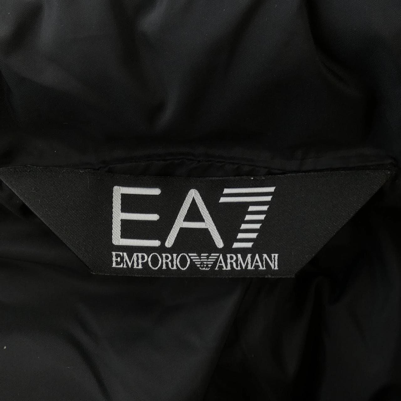 エアセッテ EA7 ダウンジャケット